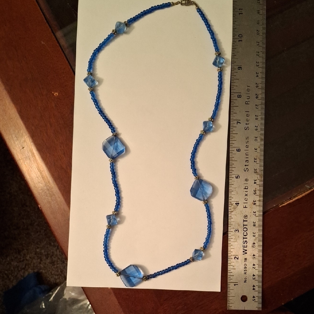 Chic Blue Beaded Necklace